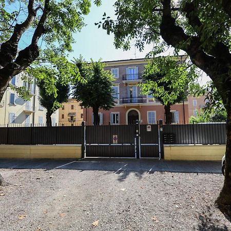 Residence Del Centro Modena Exteriör bild